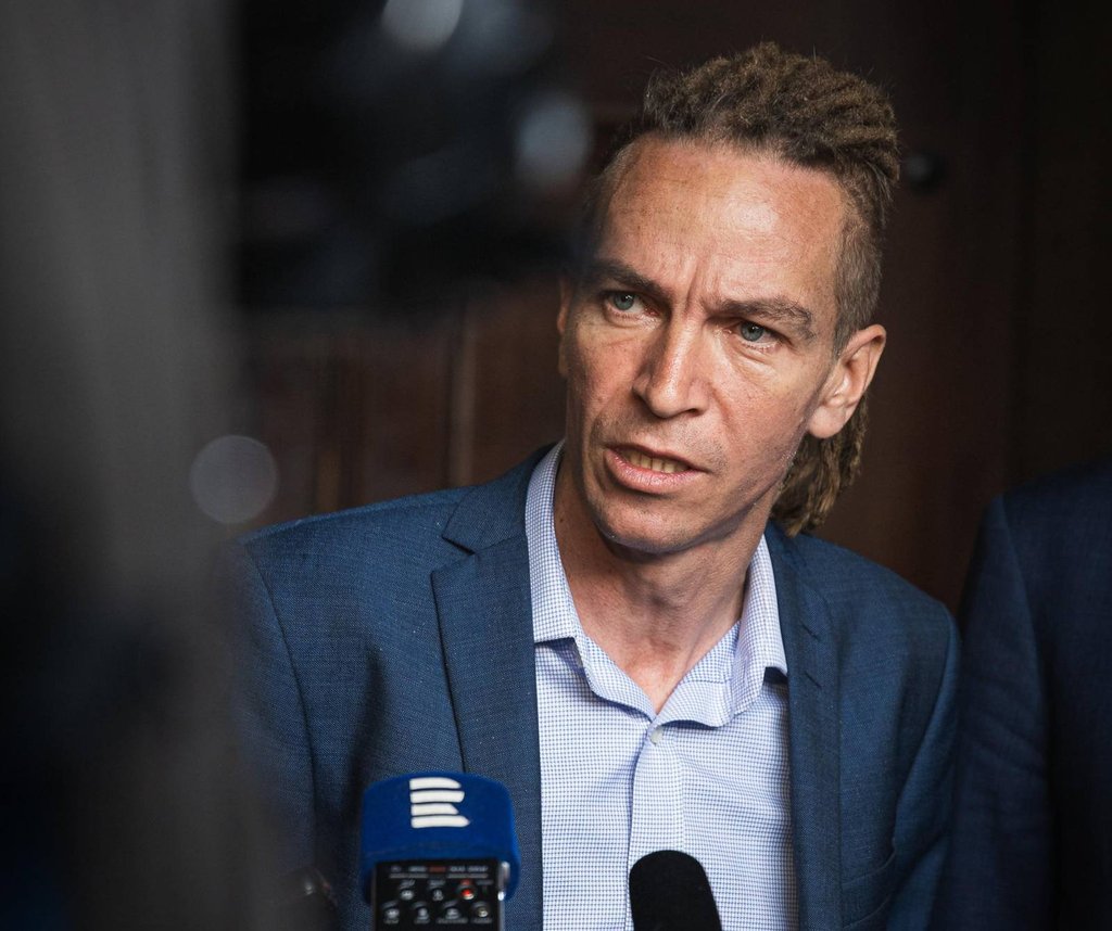 Muž, který vyplácel Agrofertu nezákonné dotace, nemá co dělat v čele zemědělství. Piráti varují před jmenováním Martina Šebestyána za SPD a odhalují jeho roli v kauze nezákonných dotací